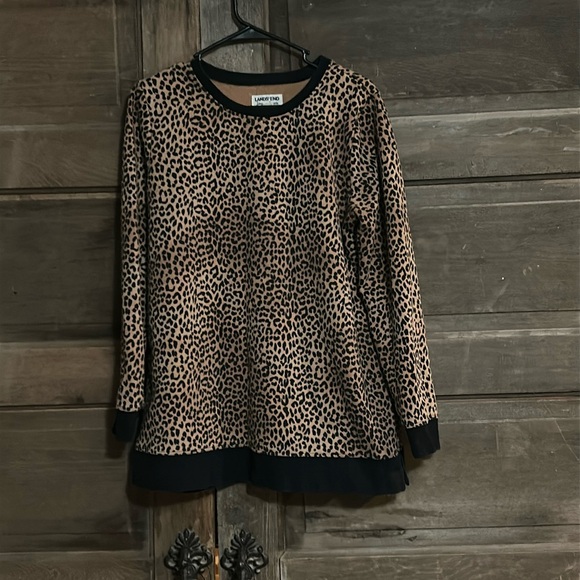 Lands End Womens‎ Leopard Print Sweatshirt Size M Brown Black Multi Tone Classic - Picture 1 of 8